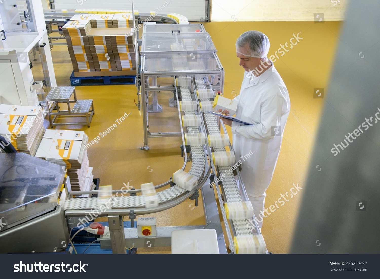 Menjaga integritas dan profesionalisme dalam operasional