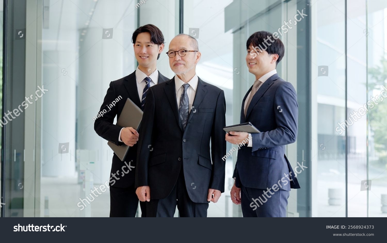 Menjalin kerja sama dengan mitra yang sejalan dengan nilai perusahaan